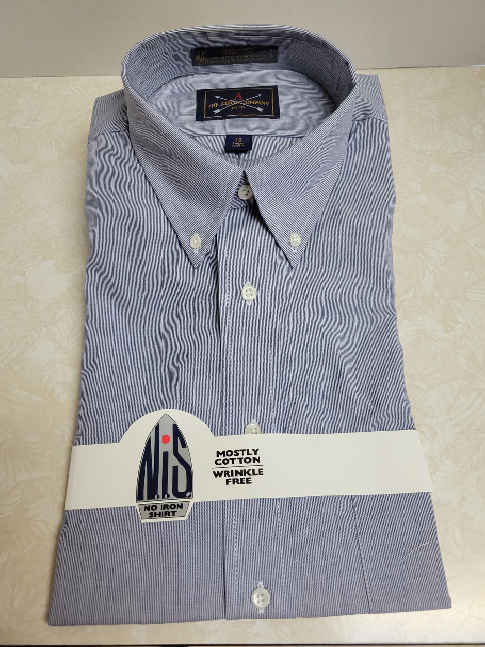 Arrow Men’s Light Blue Pinstripe Button-Down Short Sleeve Shirt